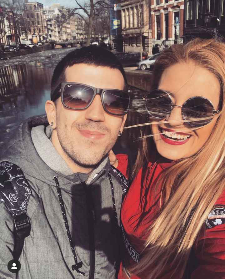 Día 2: ¡Comparte tu selfie de pareja favorito! ❤️ - 1