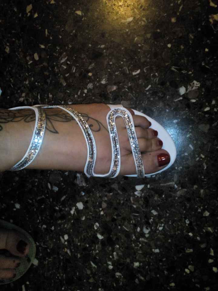 Novias con zapatos planos - 1