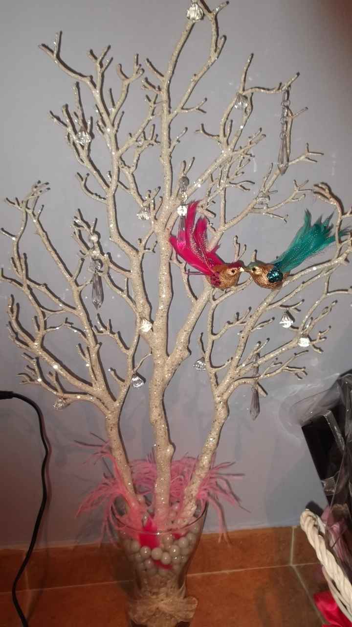 mi arbol de decoracion para el buffet de chuches de la barra libre!!