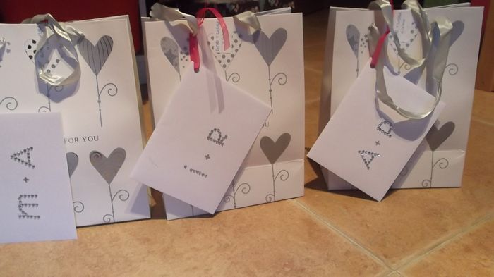 los regalitos para los proximos......con dedicatoria!!!