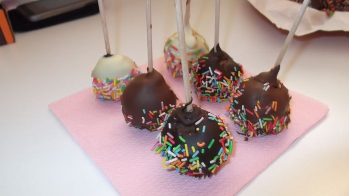 mis primeros cake pops para el candy bar!!!!