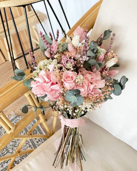 ¿De qué tonalidad será tu ramo de novia? 💐 8