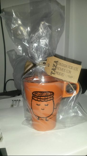 Tazas pintadas a mano como regalo - 2