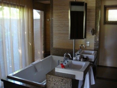WC Habitación ‘Junior Suite’ Constance Ephelia Resort 5* - Islas Seychelles 