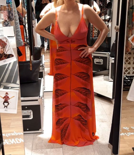 Vestido de invitada en blanco. - 1