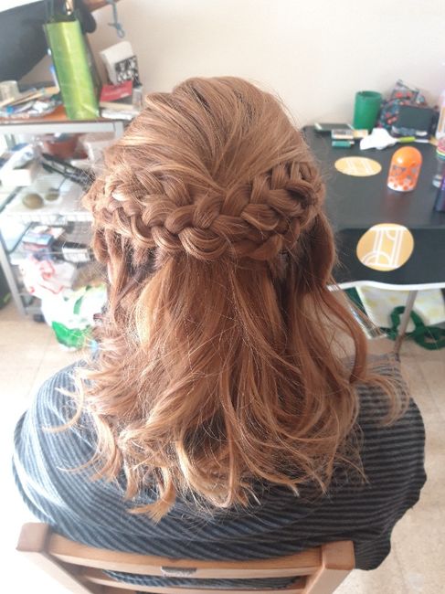Os gusta mi peinado y maquillaje, díganme la verdad por favor. - 2