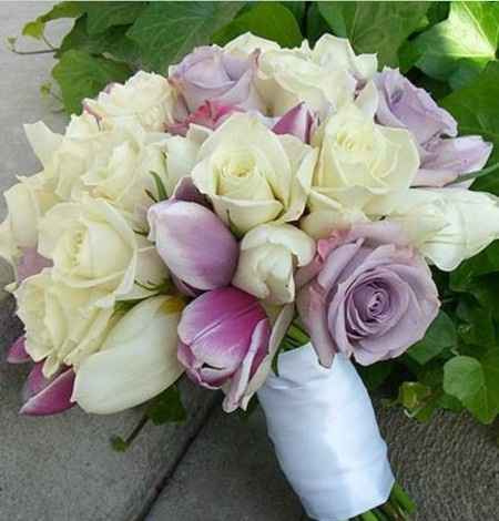 Rosas y tulipanes