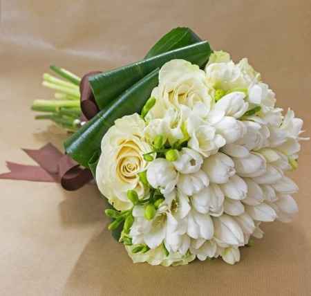 Rosas y tulipanes