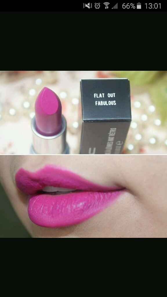 Color de labios rosa fuerte - 1