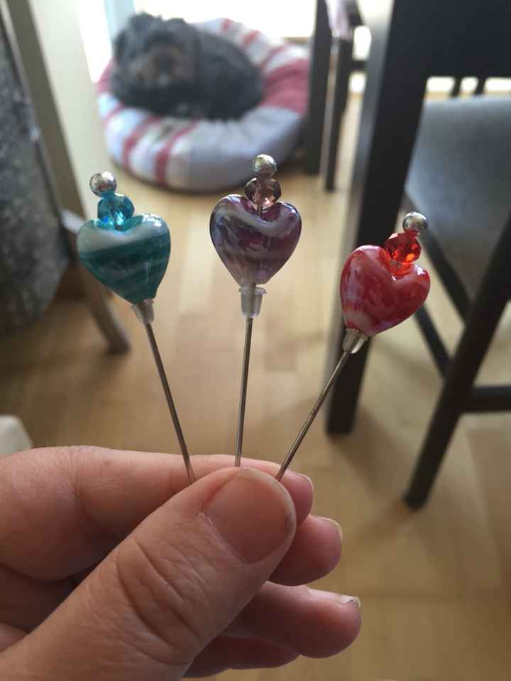 Cuanto os cuestan los alfileres? - 1