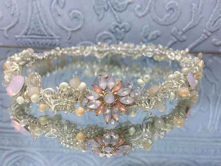 Tiara hecha a mano - 1