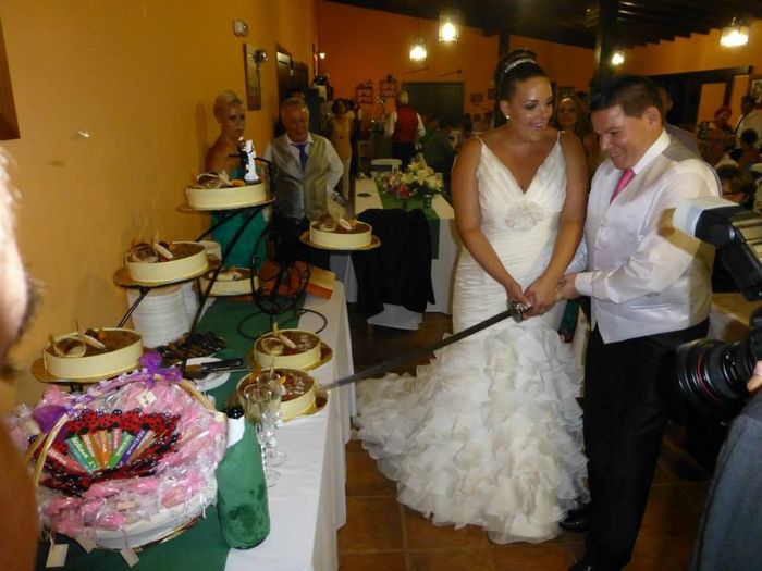 Cortando la tarta nupcial - 1