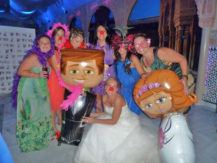 novios globos