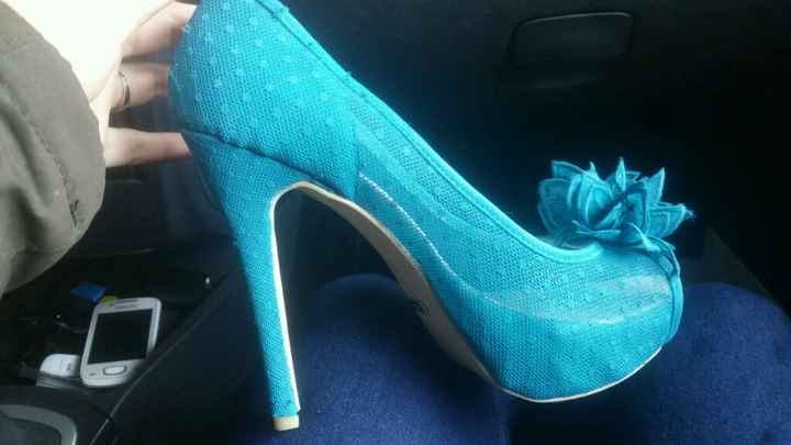Ayuda!! necesito teñir los zapatos de novia - 1