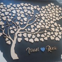 Marco con corazones de madera - 1