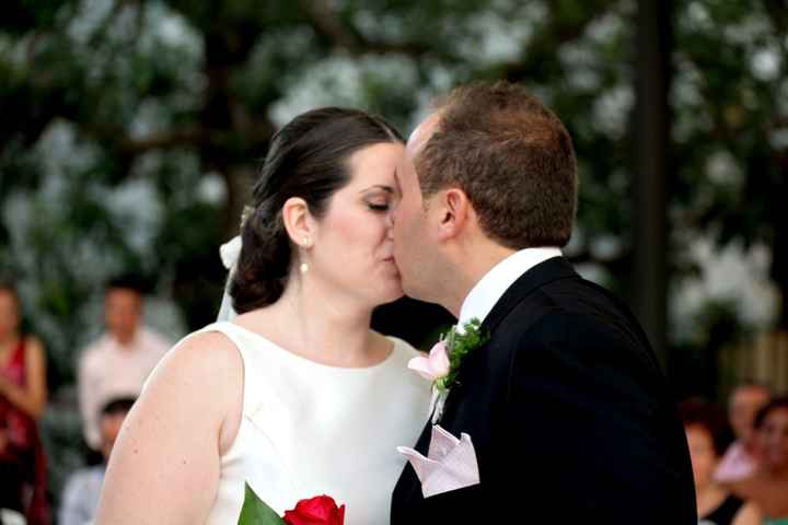 Primer beso como marido y mujer