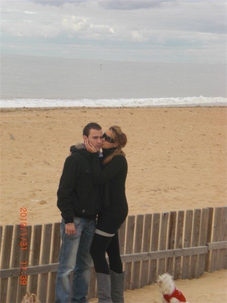 mi gordi y yo en la playa