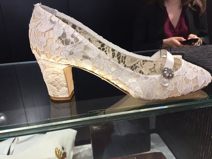 Zapatos de novia: ¿Blancos o de color? - 1