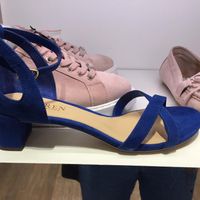 Busca y captura de sandalias azules - 2