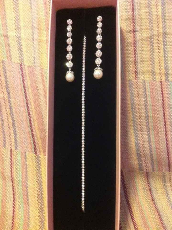 pendientes y pulsera