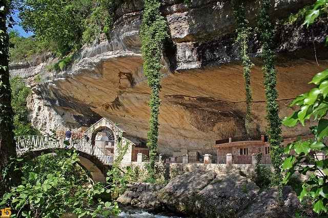 Santuario de Nuestra Señora de la Cueva