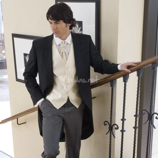 traje del novio elegido