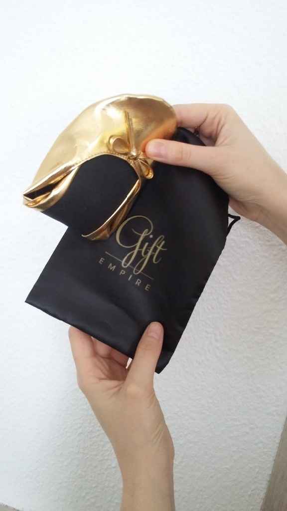 bailarinas doradas con bolsa
