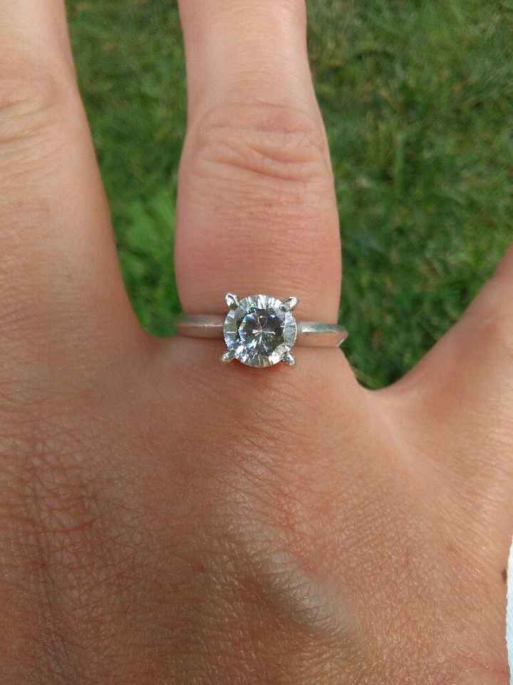 Tu anillo de compromiso, ¿con o sin diamante? - 1