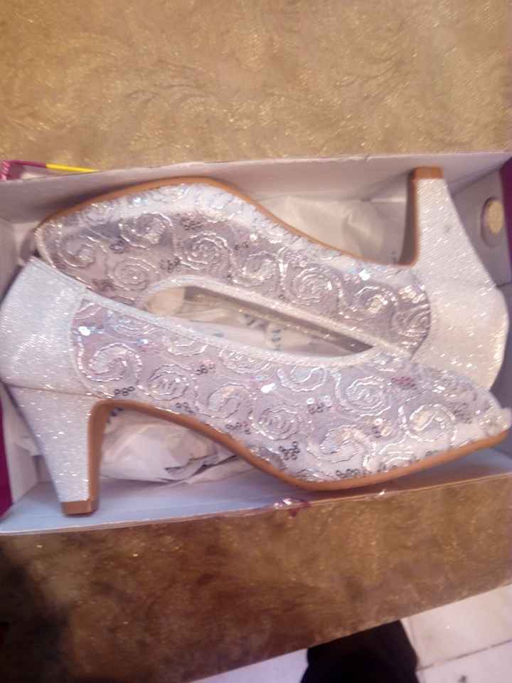 mis posibles zapatos 