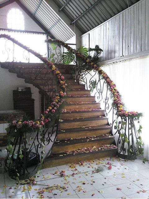 ESCALERAS SALÓN