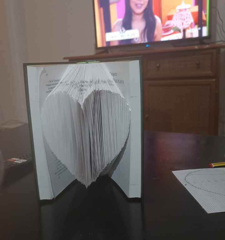 Técnica doblado de libros ( al menos, intentándolo) 🙈🙈 - 1