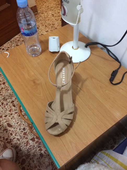 Zapatos beige - 1