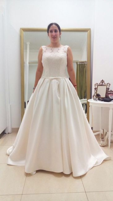 Ayuda! no encuentro vestidos similares a éste - 1