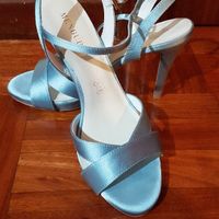 Me enseñais vuestros zapatos? - 1