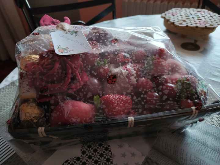 Regalos y comida con los testigos/fotógrafo - 1