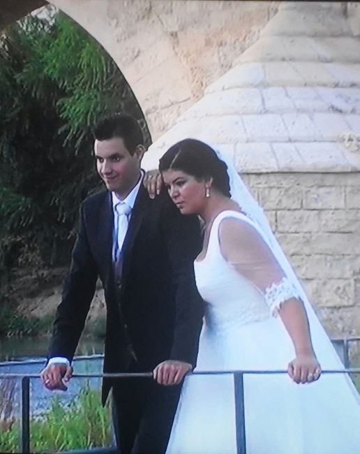 Mangas de tres cuartos en vestido de novia - 1