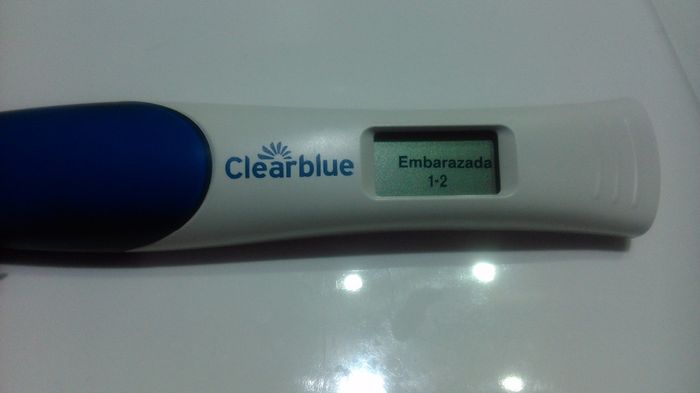 Hola chicas!!Esta mañana me hice el clear blue y aparecieron las palabritas maravillosas!!Contaros u