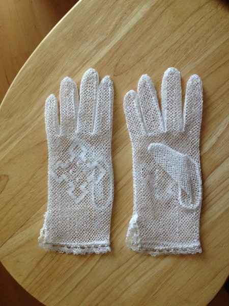 Mis guantes para el dia B