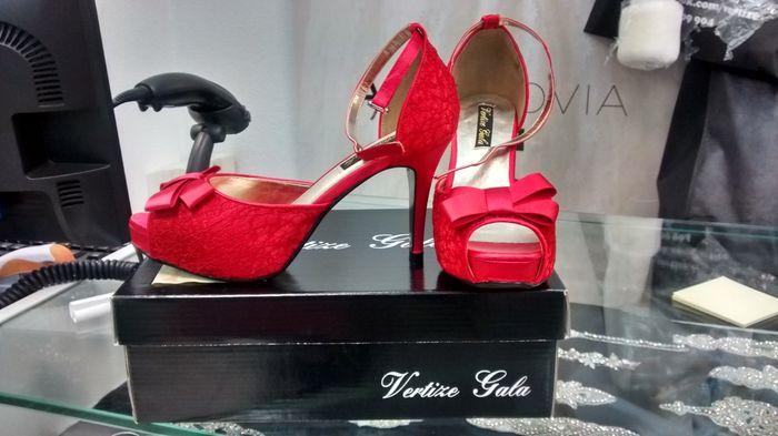 Novias ke lleven zapatos rojos en su dia B - 1