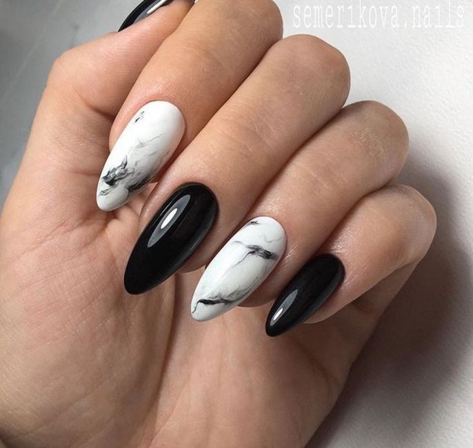 Manicuras en negro para novias alternativas 🖤 17