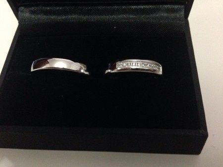 Nuestras alianzas y anillo de pedida!!