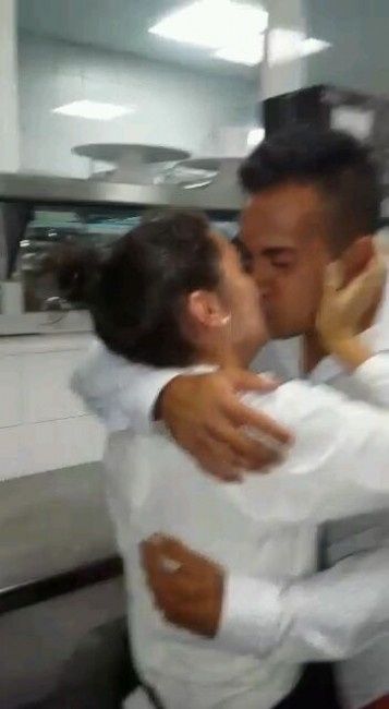 Vuestra pedida de mano en una palabra... - 1