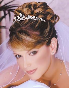 Peinado tiara