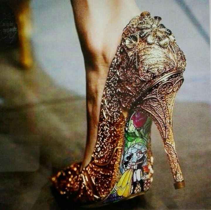  Ay qué zapatos 😍 - 1