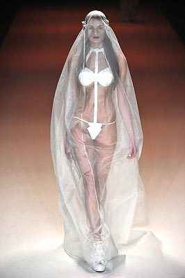 vestido de novia algo atrevido