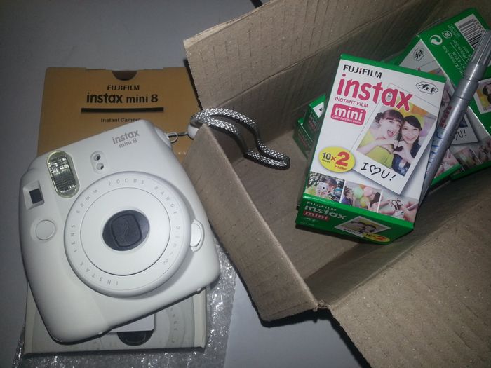Camara Instax mini 8 para libro de firmas