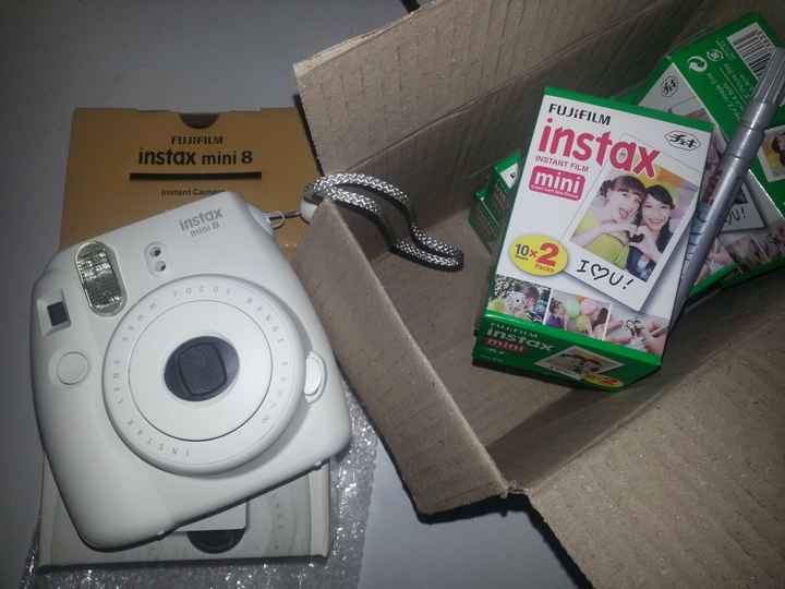 Camara Instax mini 8 para libro de firmas