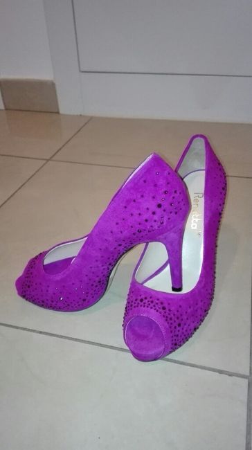 Ayuda!zapatos morados - 1