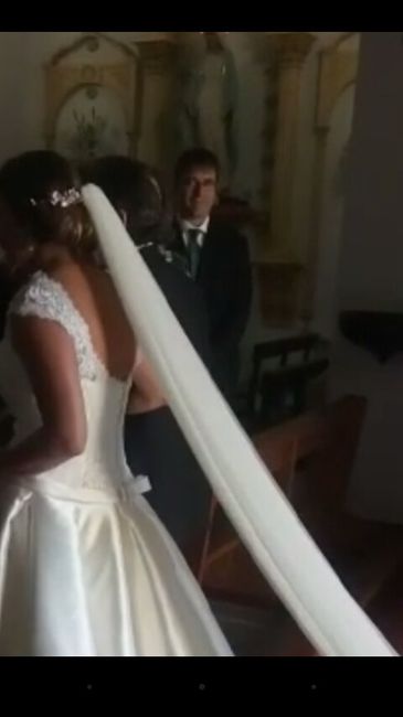 Son comodos los vestidos con can can cola y muy voluminosos? - 1