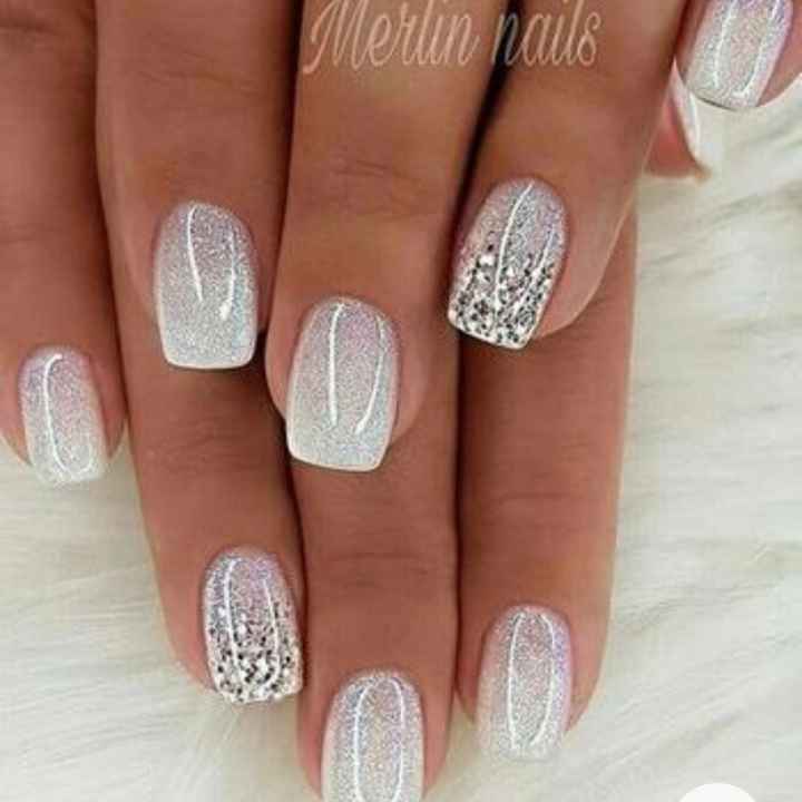 Manicura de tonos oscuros 😍 - 1